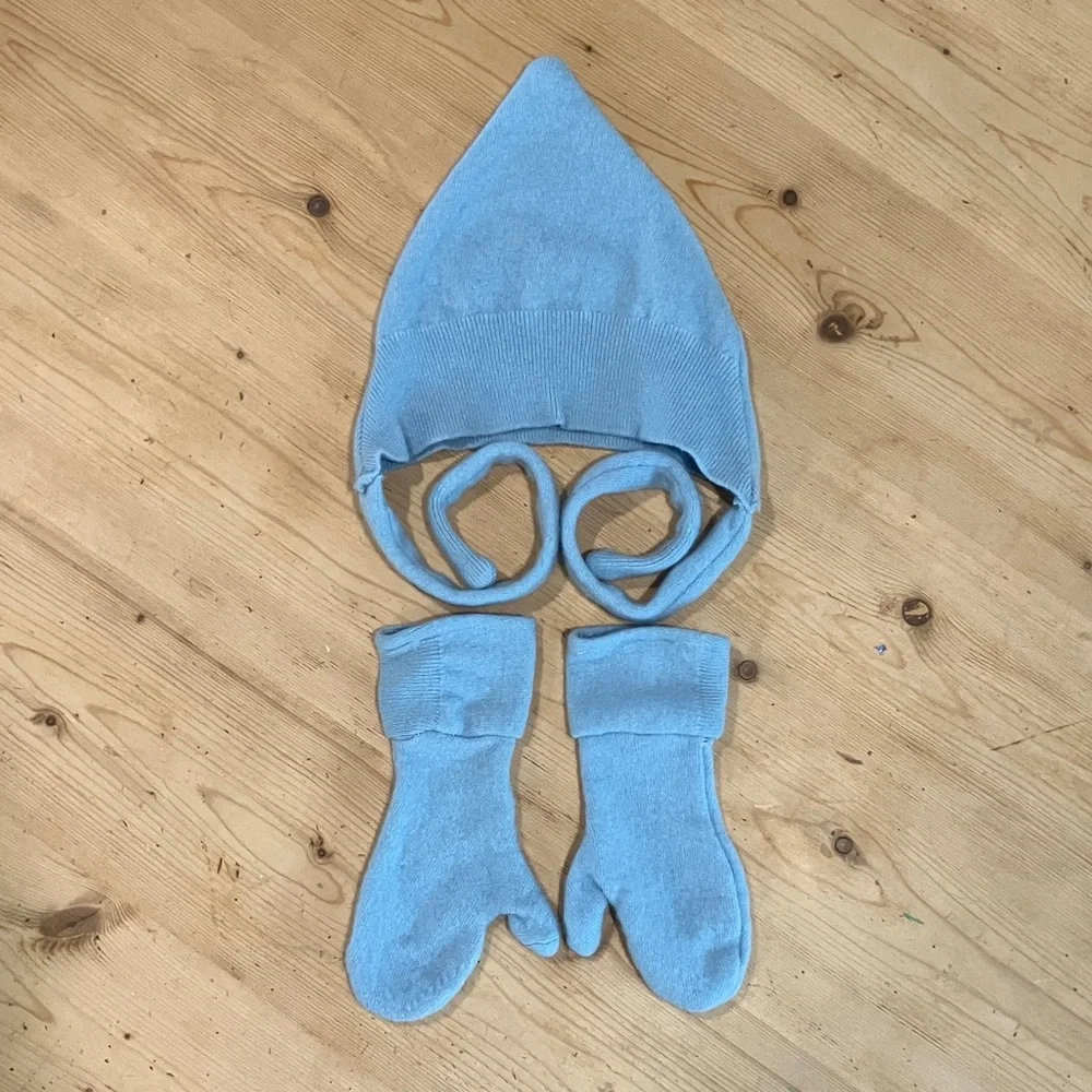 Upcycled Pure Scottish Wool Nordic Scandi Toddler Hat and Gloves